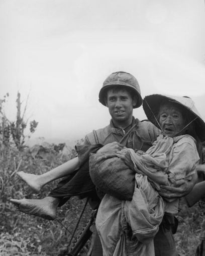היסטוריה בינלאומית רוויית אלימות. חייל אמריקני בווייטנאם (צילום: gettyimages imagebank)