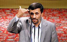 Iranian President Ahmadinejad (Photo: AP)