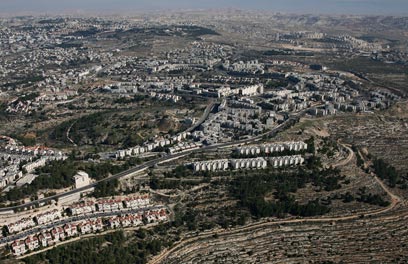 שכונת גילה בירושלים (צילום: באדיבות Lowshot)