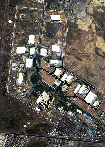 המתקן הגרעיני בנתנז. שימוש גם במל"טים (צילום: AP)