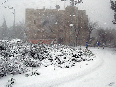 שלג בקריית ארבע (צילום: חגי גלאס)