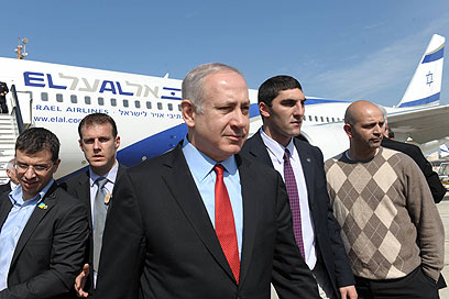 ראש הממשלה נוחת בישראל, היום בצהריים (צילום: עמוס בן גרשום, לע"מ)