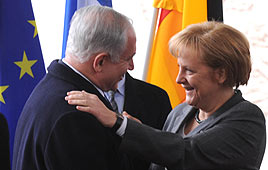 Prime Minister Benjamin Netanyahu with German Chancellor Angela Merkel (Photo: GPO)