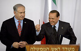 Prime Minister Benjamin Netanyahu and Italian Premier Silvio Berlusconi (Photo: AFP)