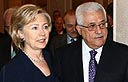 PA President Mahmoud Abbas with US Secretary of State Hilary Clinton (Photo: AFP)