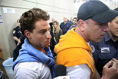 ברק הירשזון בהארכת המעצר (צילום: מוטי קמחי)