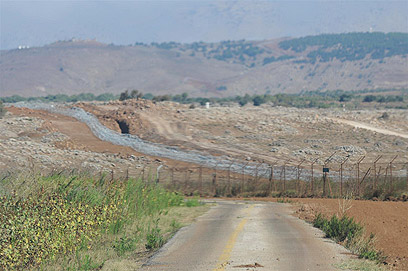 אזור הגבול עם סוריה. "סכסוך פנים-סורי שזלג לישראל" (צילום: ירון ברנר)