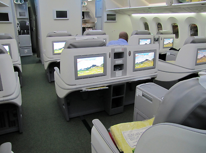 Pengalaman terbang di kelas mewah dengan Boeing 787 merupakan sesuatu yang belum pernah Anda ketahui sebelumnya (Foto: Danny Sade)