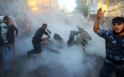 הפגיעה במכוניתו של ג'עברי. הרמטכ"ל פיקד על המבצע מהקריה (צילום: AFP)
