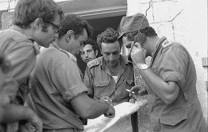 1973: אמנון ליפקין-שחק במלחמת יום כיפור  (צילום: משרד הביטחון, ארכיון צה"ל ומערכת הביטחון )