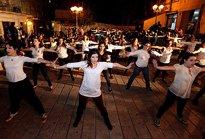 רוקדות גם בירושלים (צילום: גיל יוחנן)