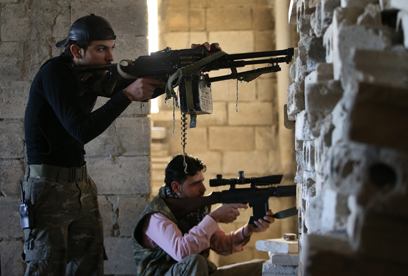 יקבלו עוד נשק? המורדים בסוריה (ארכיון)                (צילום: AP)