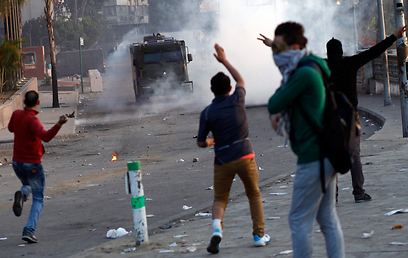 התפרעויות בפורט סעיד. מצרים גולשת לאנרכיה ביטחונית (צילום: AFP)