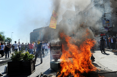כיכר טקסים באיסטנבול אחר הצהריים (צילום: AFP)