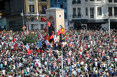 כיכר טקסים באיסטנבול, מוקד המהומות (צילום: AFP)