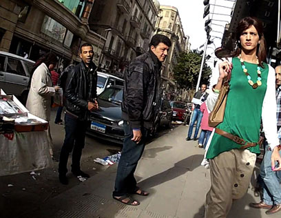 חמד מוטרד בקהיר. "כגבר אני חופשי, אישה צריכה לחשוב על איך שהיא נושמת" (צילום: AP)