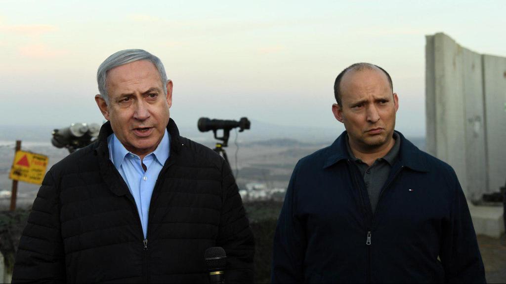 Биньямин Нетаниягу и министр обороны Нафтали Беннет. Фото: GPO